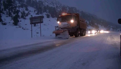 Antalya-Konya kara yolu tır ve çekicilerin geçişine yeniden açıldı