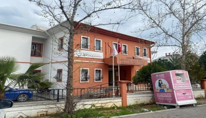 Antalyada Aile Sağlığı Merkezinin klima dış ünitesini çaldılar