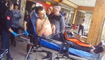 Antalyada baba oğul kavgası kanlı bitti