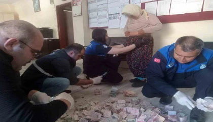 Antalyada dilencinin üzerinden çıkan para herkesi şaşırttı