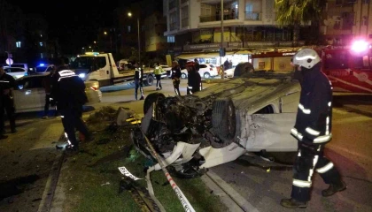 Antalyada ehliyetsiz sürücü dehşet saçtı: 4 yaralı