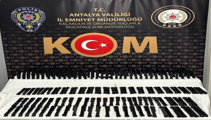 Antalyada silah ve mühimmat kaçakçılığı operasyonunda 2 şüpheli tutuklandı
