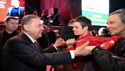 Atatürkün Antalya ziyaretinin yıldönümünde Haluk Levent coşkusu