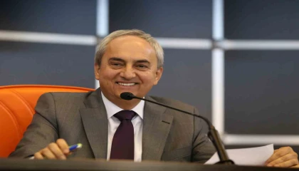 Başkan Kocagöz: Kepezde 1986 model greyder ile çalışıyoruz