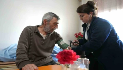 Çukurova Belediyesinden evde bakım ve sağlık hizmeti