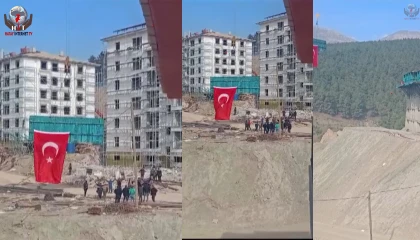 Deprem konutlarında iş bitimini davul zurnayla kutladılar
