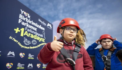 Down sendromlu çocuklar bir günlüğüne itfaiyeci oldu