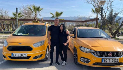 Farklı duraklarda şoförlük yapan karı koca birbirine rakip oldu