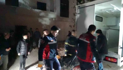 İnşaatın bodrumuna eşya koymak isterken asansör boşluğuna düşen yaşlı kadın öldü