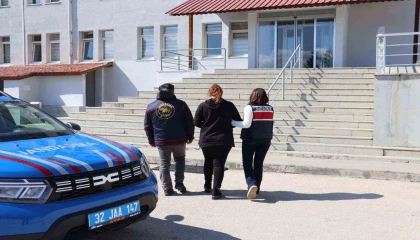 Interpolün kırmızı bültenle aradığı şahıs Ispartada yakalandı