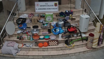 Ispartada bahçe evinde hırsızlık yapan 4 şüpheli tutuklandı