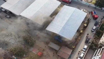 Kahramanmaraşta işçilerin kaldığı konteynerlerde yangın