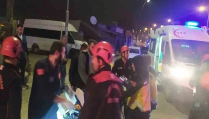 Kahramanmaraşta otomobiller çarpıştı: 1i ağır 5 yaralı