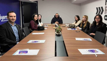 Kariyer Merkezi, gençlere iş dünyasını yakından tanıma fırsatı sunuyor