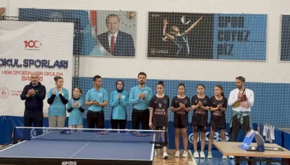 Kızların köy okulundan şampiyonluğa uzanan başarısı