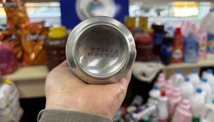 Mersin Tarsusta son kullanma tarihi geçmiş temizlik ve gıda ürünleri ele geçirildi