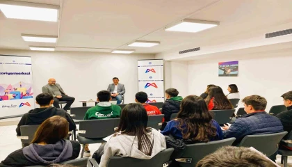 Mersinde öğrenciler geleceğin mesleklerini tanıyor