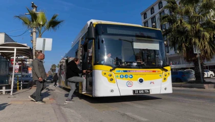 Mersinde toplu taşıma araçlarıyla günde 200 bin yolcu taşınıyor