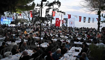 Muratpaşada şehit yakınları, gaziler ve aileleri için iftar verildi