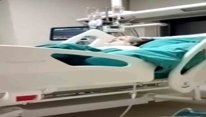 Okulda ısındığı sırada kıyafetleri tutuşan öğrenci ağır yaralandı