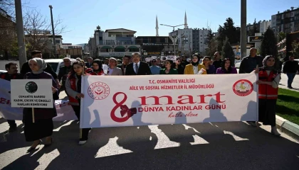 Osmaniyede 8 Mart Dünya Kadınlar Günü dolayısıyla yürüyüş düzenlendi
