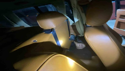 Osmaniyede VIP araçla göçmen kaçakcılığı