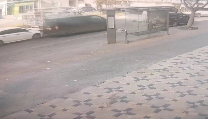 Otomobil, kapalı kasa kamyonete çarptı: 1 yaralı