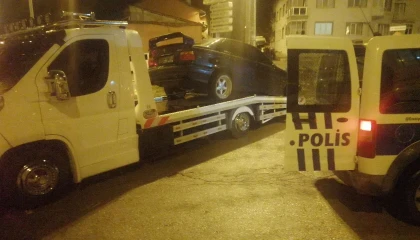 Polisin dur ihtarına uymadı, kaçarken kaza yaptı