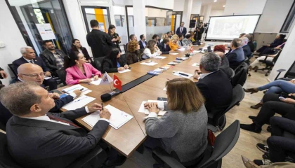 Seçer: Bu kentte huzur, barış, kardeşlik var