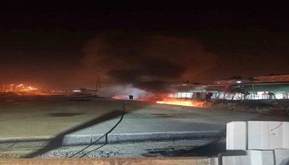 Tarsusta demiryolu inşaat alanında yangın