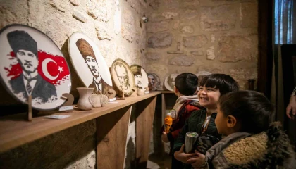 Tarsusta minikler sanatla buluşuyor