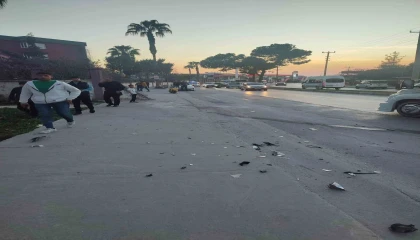 Tarsusta trafik kazası: 3 yaralı