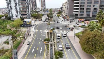 Tarsusun batı girişi yenilendi