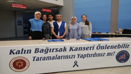 Tıp Fakültesi Öğrencileri, kolon kanserine dikkat çekti