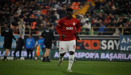 Trendyol Süper Lig: Alanyaspor: 1 - Galatasaray: 0 (Maç devam ediyor)