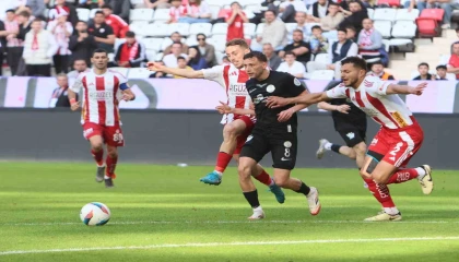 Trendyol Süper Lig: Antalyaspor: 2 - Çaykur Rizespor: 1 (Maç sonucu)