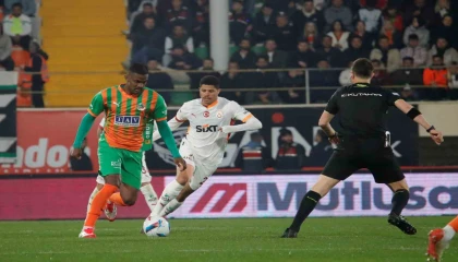 Trendyol Süper Lig: Corendon Alanyaspor: 1 - Galatasaray: 2 (Maç sonucu)