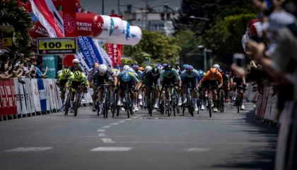 60. Cumhurbaşkanlığı Bisiklet Turunda Antalya - Antalya etabını Simon Dehairs kazandı