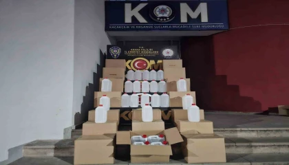 Adanada 980 litre sahte içki ele geçirildi: 2 gözaltı