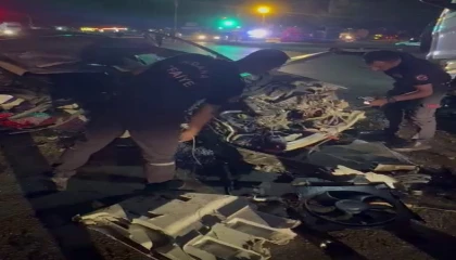 Adanada otomobil ile kamyon çarpıştı: 1 ölü, 1 yaralı