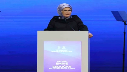 ADFde eğitim diplomasisi: Barış ve insanlık için ortak zemin çağrısı