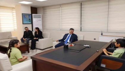 Akdenizde makam koltuğu minik Kadire emanet