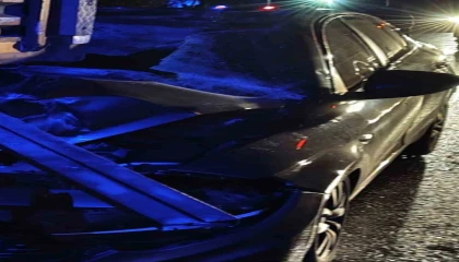 Alanyada tır ile otomobil çarpıştı: 1 ölü, 2 yaralı