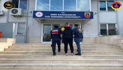 Antalya JASAT son 3 günde 212 aranan şahsı yakaladı
