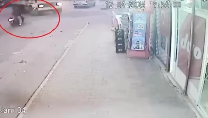 Antalyada 16 yaşındaki genci hayattan koparan kaza güvenlik kamerasında