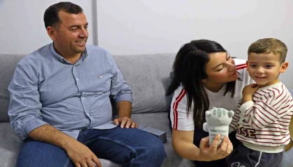 Antalyada kreş servisinde kaybolan 3 yaşındaki çocuk 8 saat sonra parkta bulundu