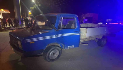 Antalyada motosiklet ile kamyonet çarpıştı: 1 ölü, 1 yaralı