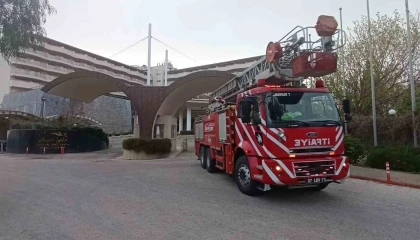 Antalyada otelin santralinde çıkan yangın çalışanlarca söndürüldü