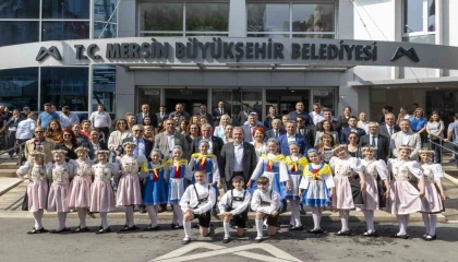 Başkan Seçer: Mersinin barış ve dostluk kenti olduğunu anlatın