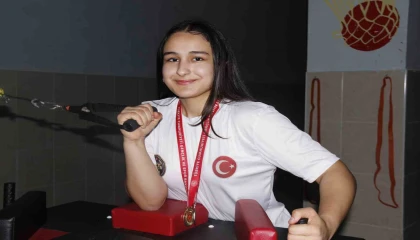 Demir bilek Rabianın hedefi dünya şampiyonluğu